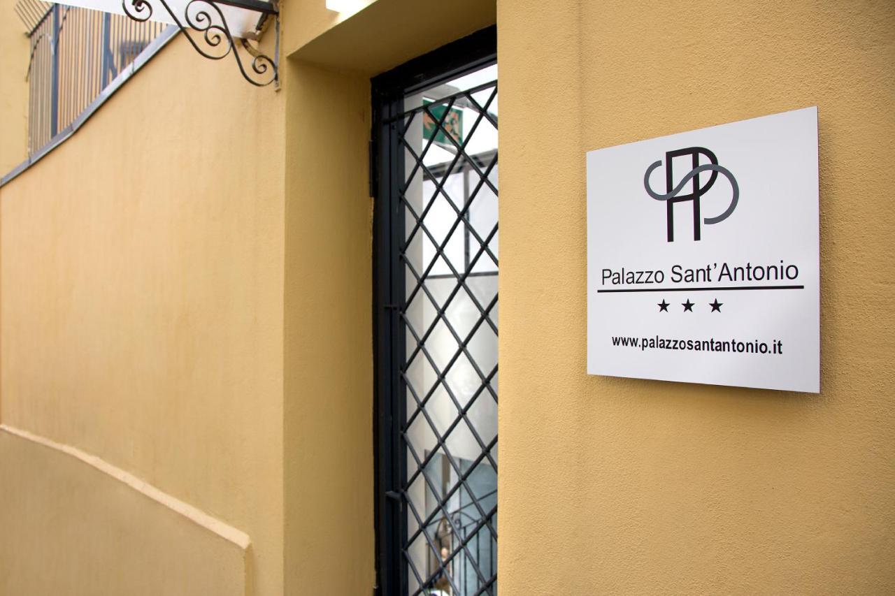Palazzo Sant'Antonio Ξενοδοχείο Νάπολη Εξωτερικό φωτογραφία